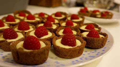 WHITE CHOCOLATE RASPBERRY (GF)